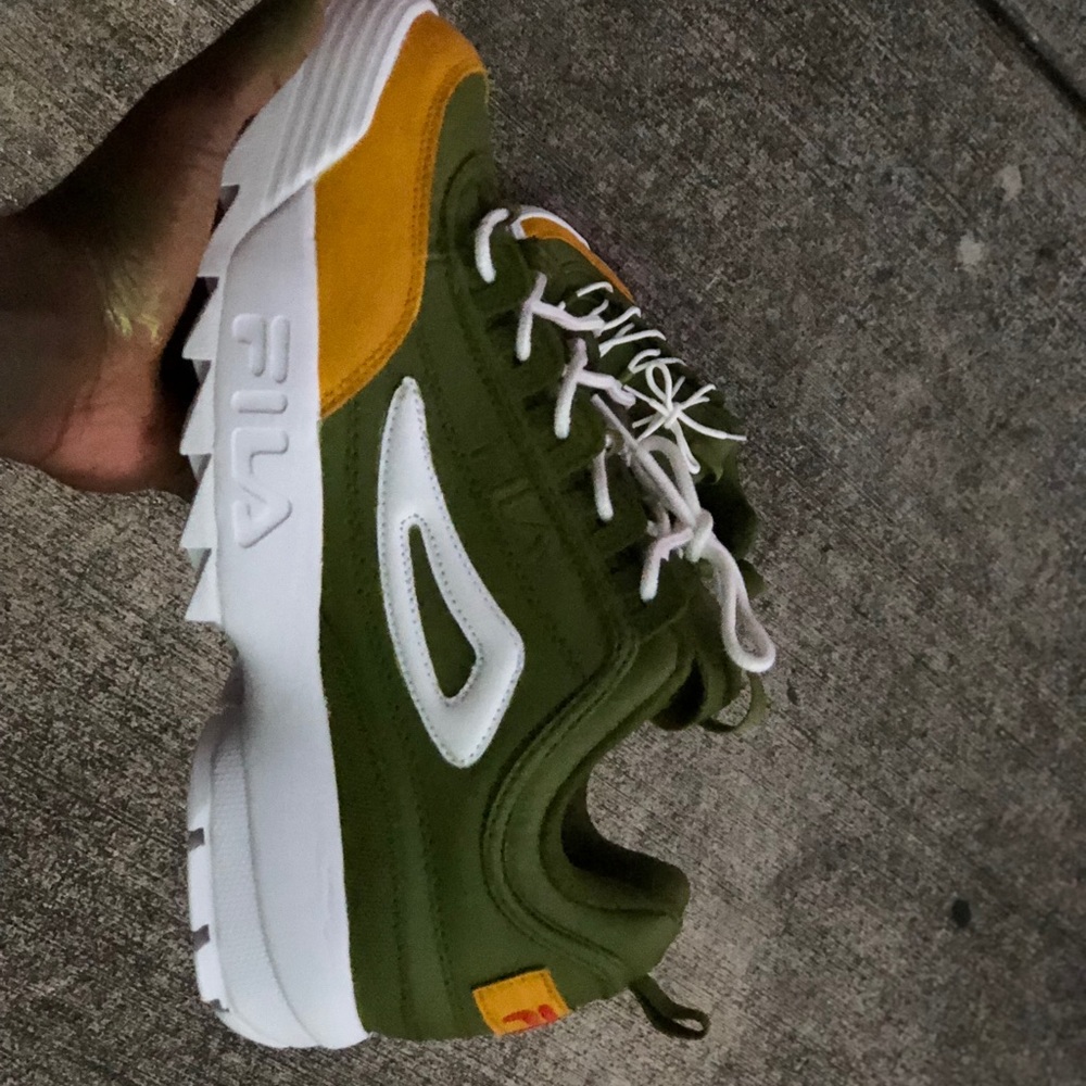 Fila - Picture 3 of 3